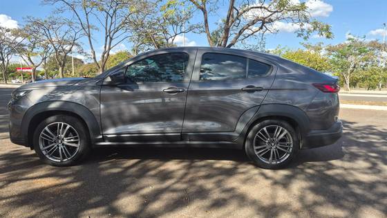 FIAT FASTBACK 1.0 TURBO 200 FLEX CVT FIAT FASTBACK 1.0 TURBO 200 FLEX CVT